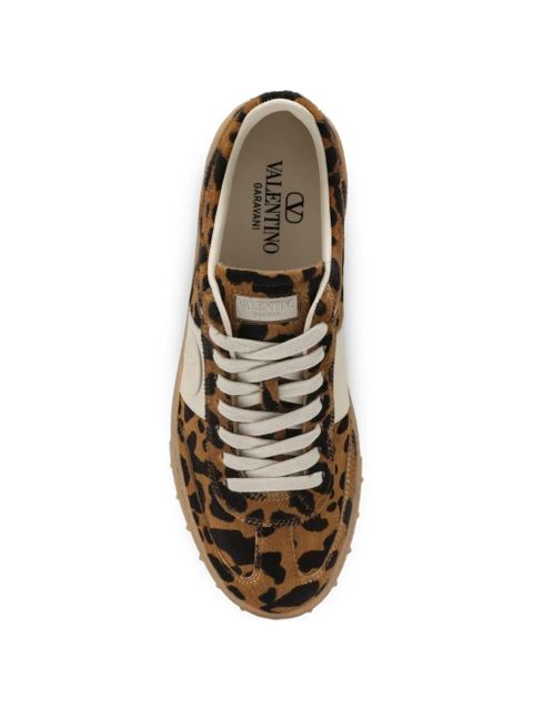 Valentino Garavani Upvillage leopard-print sneakers - Brown