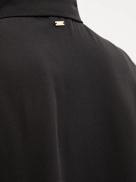 Gaudi koszula damska kolor czarny regular z kołnierzykiem klasycznym 521FD45030