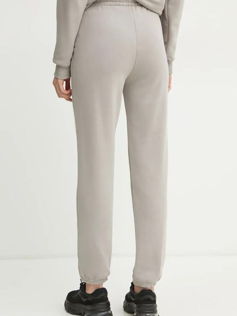 La Mania spodnie dresowe damskie kolor beżowy z nadrukiem SOUL - zdjęcie produktu nr 2