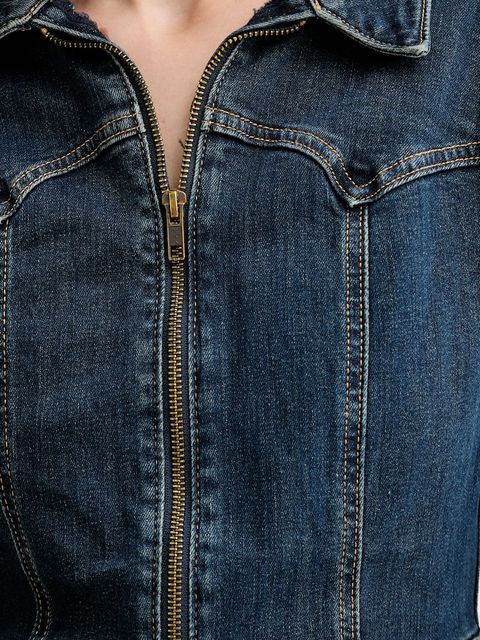 Levi's sukienka jeansowa kolor niebieski mini dopasowana 003S6