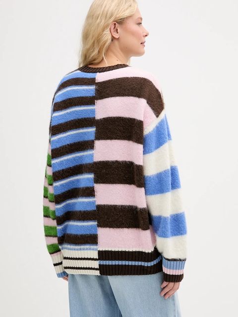 Stine Goya sweter z dodatkiem wełny kolor brązowy SG-AW25-K021-2328