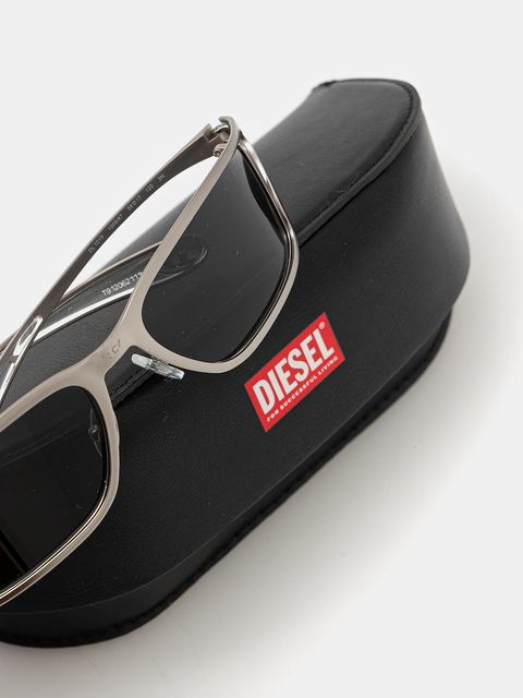 Diesel okulary przeciwsłoneczne kolor srebrny 0DL1015