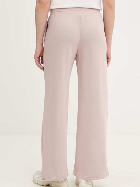 Puma spodnie dresowe Essential Cat Comfort - zdjęcie produktu nr 2