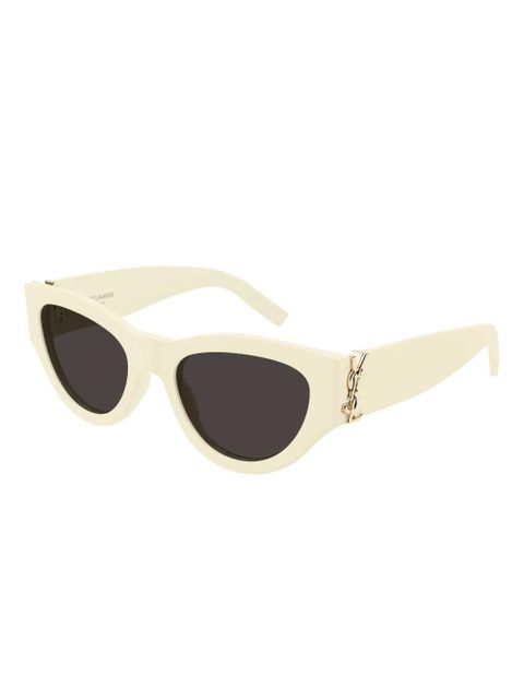 Saint Laurent Eyewear cat-eye logo sunglasses - Neutrals
