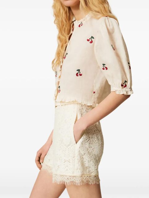 TWINSET lace-embellished belted shorts - Neutrals