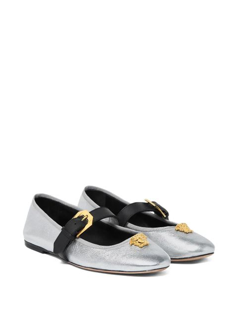 Versace buckle-medallion ballet flats - Silver - zdjęcie produktu nr 2
