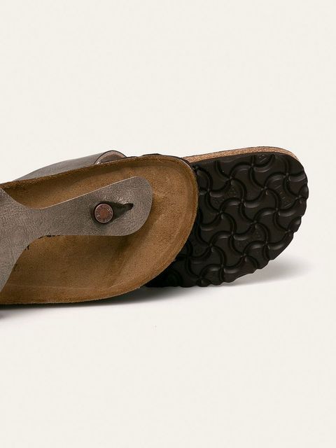 Birkenstock japonki Gizeh damskie kolor brązowy na płaskim obcasie 1016145