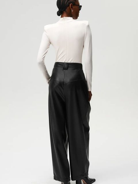 Undress Code body Thong damska kolor biały gładka 1016