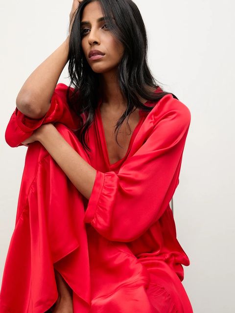 Answear.LAB sukienka kolor czerwony maxi rozkloszowana