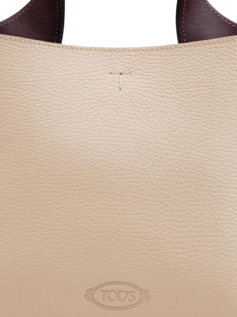 Tod's logo-pendant leather tote bag - Neutrals