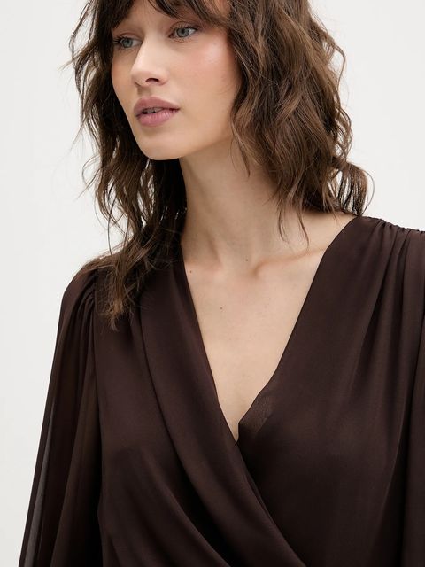 Abercrombie & Fitch sukienka kolor brązowy mini prosta KI159-6295-450