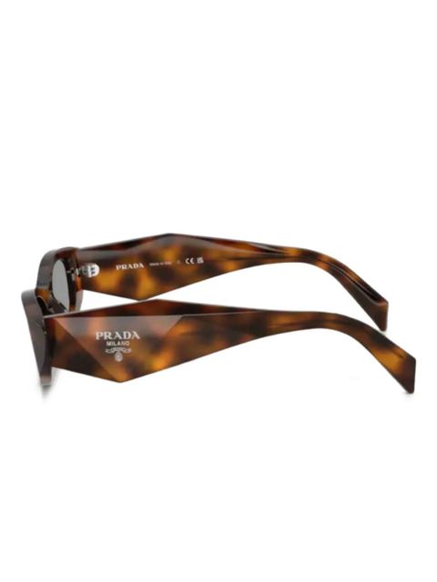 Prada Eyewear cat-eye frame sunglasses - Brown