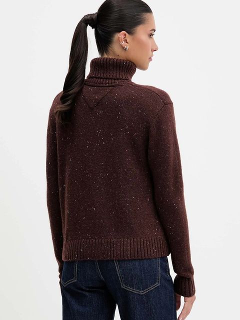 Tommy Jeans sweter z dodatkiem wełny damski kolor brązowy z golfem DW0DW21687