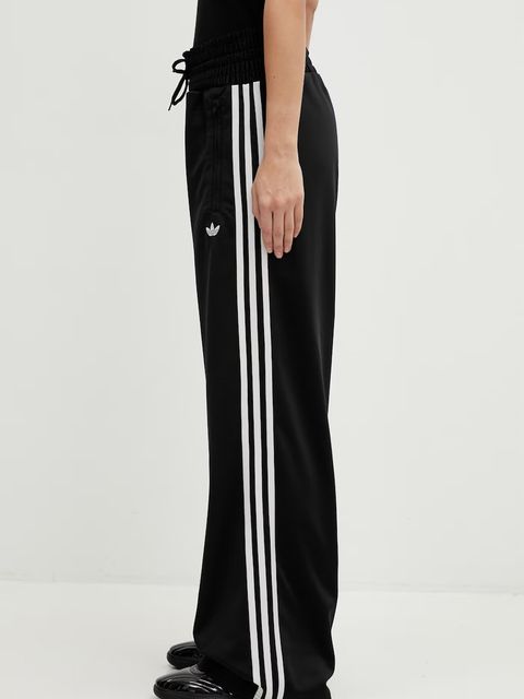 adidas Originals spodnie dresowe SMOCKED FB TP - zdjęcie produktu nr 2