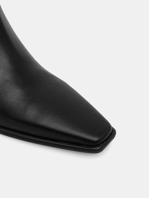 Vagabond Shoemakers kozaki skórzane NELLA damskie kolor czarny na płaskim obcasie 6016-001-20