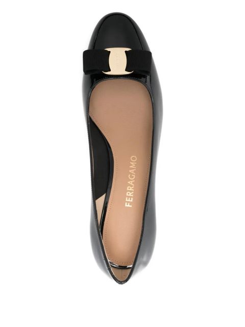 Ferragamo Vara pumps - Black