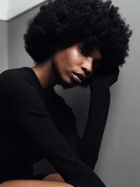 MUUV. sukienka RIBBED