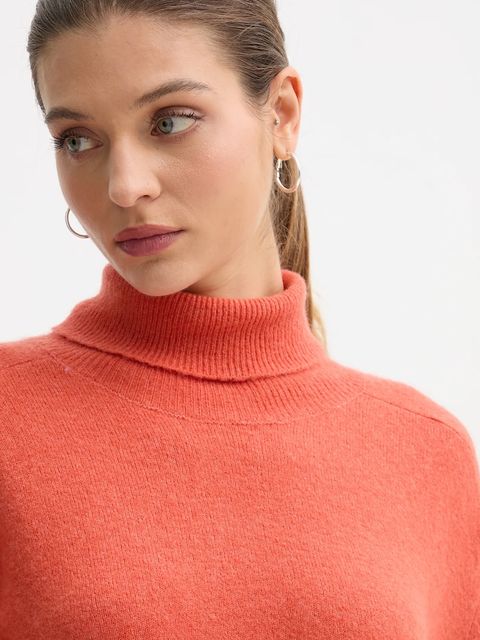 United Colors of Benetton sweter damski kolor pomarańczowy lekki z golfem 11CZD204F