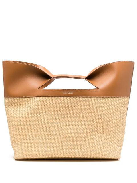 Alexander McQueen The Bow straw-woven tote bag - Neutrals
