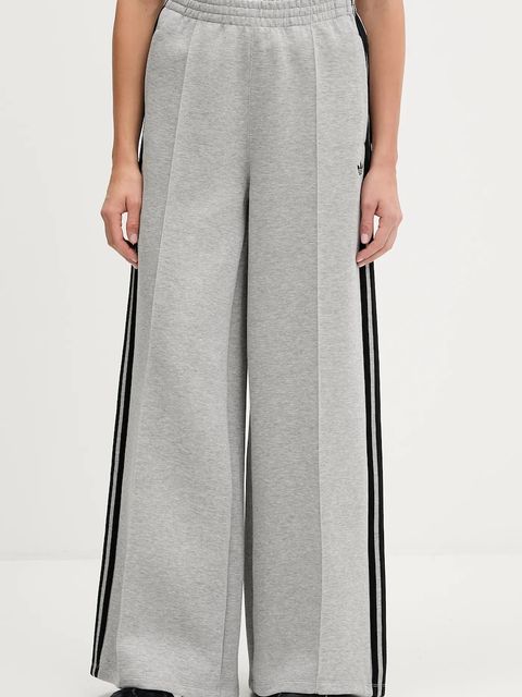 adidas Originals spodnie dresowe Spacer 3S Tp damskie kolor szary z aplikacją JV7497 - zdjęcie produktu nr 1