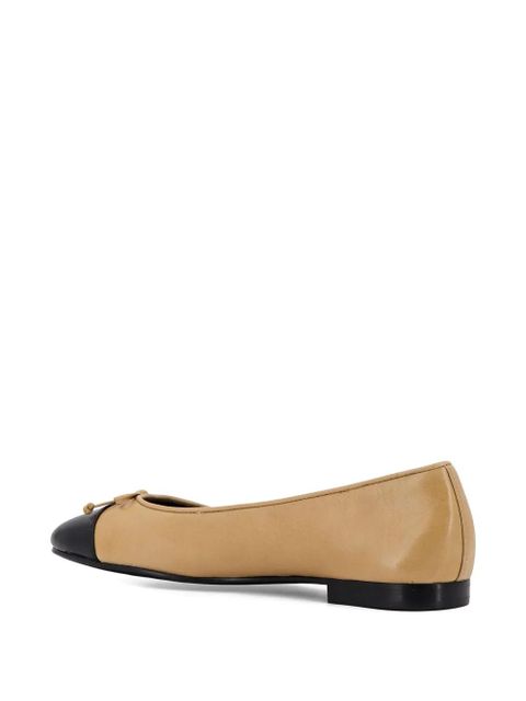 Tory Burch contrasting-toe ballet flats - Neutrals
