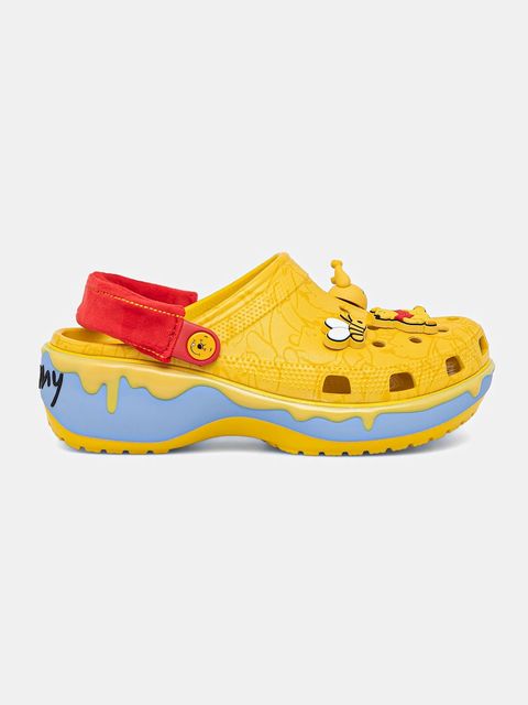 Crocs klapki Classic Winnie The Pooh Clog damskie kolor żółty na platformie 211092