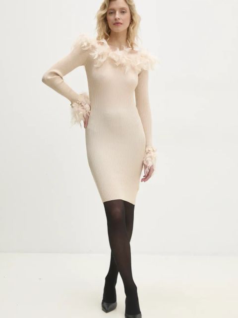 Answear.LAB sukienka kolor beżowy mini dopasowana