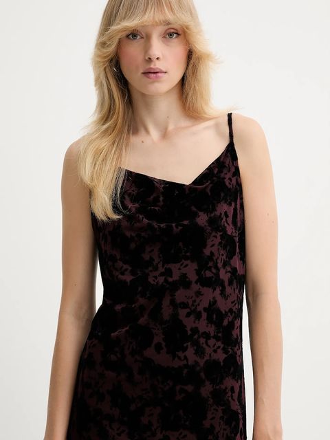 Gestuz sukienka kolor czarny maxi prosta 10910584