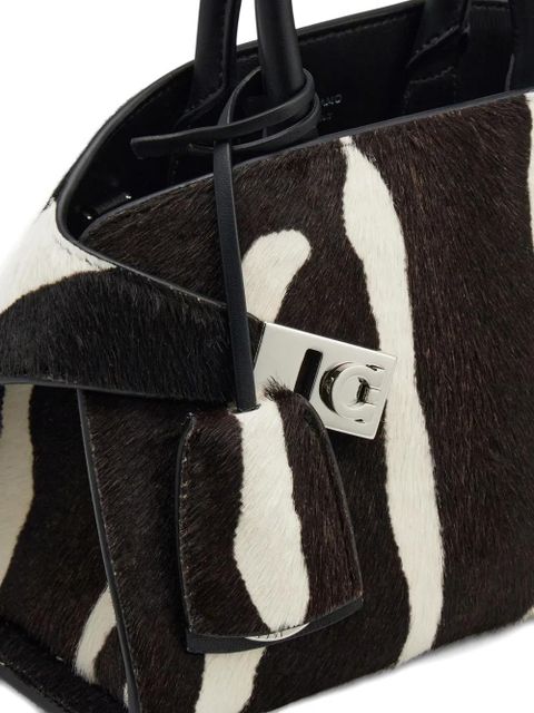 Ferragamo Hug two-toned mini bag - Black