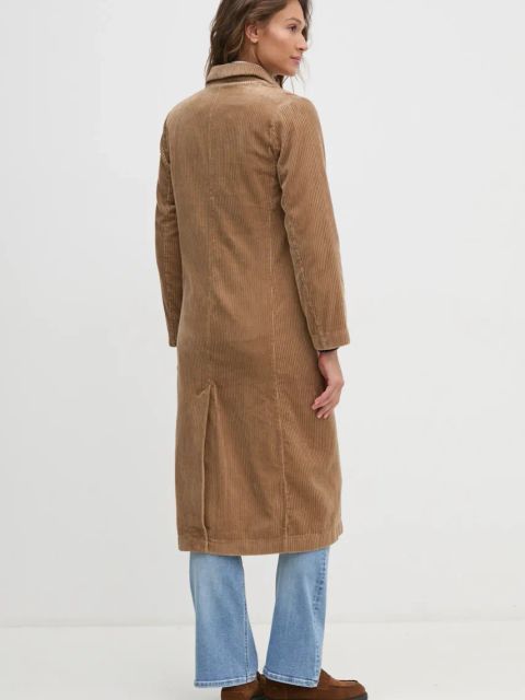 United Colors of Benetton płaszcz sztruksowy kolor brązowy przejściowy dwurzędowy 2HKTDN06L