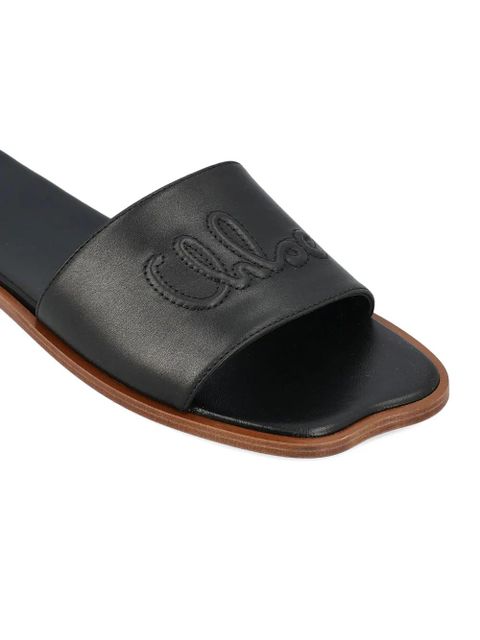 Chloé logo-embellishment flat sandals - Black