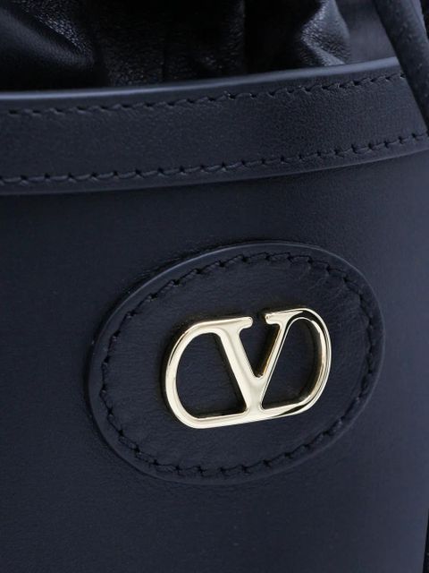 Valentino Garavani logo-buckle bucket bag - Black