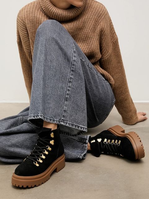 Answear.LAB botki zamszowe kolor czarny na platformie - zdjęcie produktu nr 1