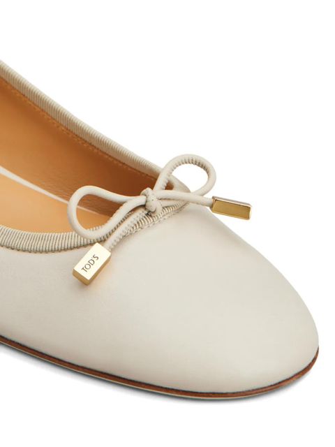 Tod's bow-detail ballet flats - Neutrals