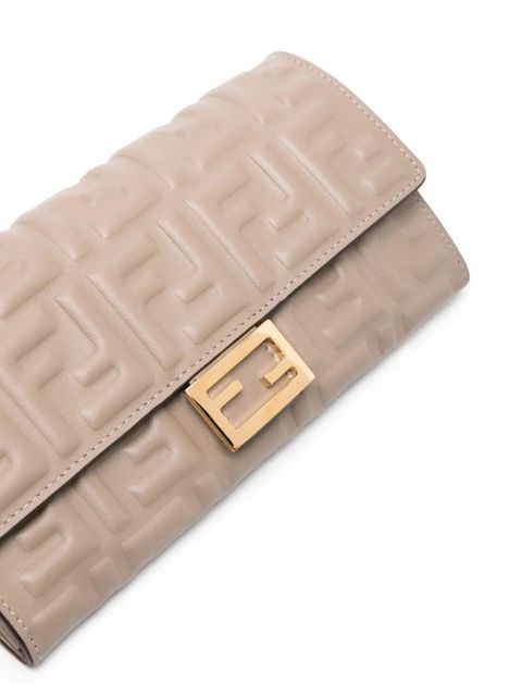 FENDI Baguette continental wallet-on-chain - Grey