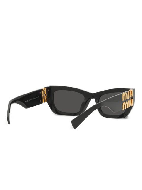 Miu Miu Eyewear logo-lettering sunglasses - Black - zdjęcie produktu nr 2