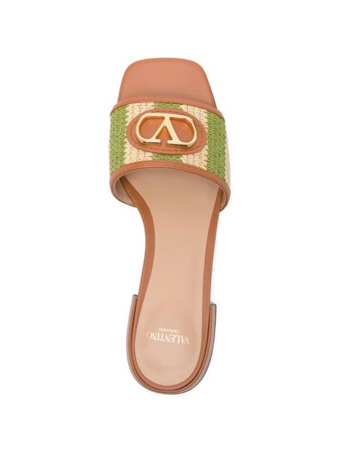 Valentino Garavani V-logo leather sandals - Neutrals