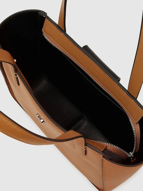 Karl Lagerfeld torebka skórzana K/SIGNATURE kolor brązowy A4W30066