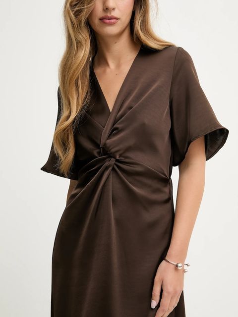 Answear.LAB sukienka kolor brązowy maxi rozkloszowana