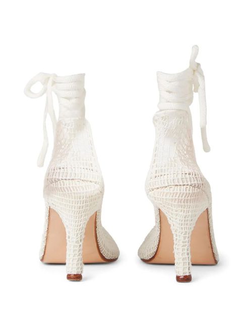 Isa Boulder leather pumps - White