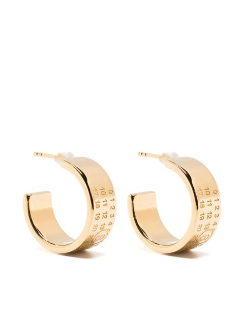 MM6 Maison Margiela numeric-engraved hoop earrings - Gold - zdjęcie produktu nr 1
