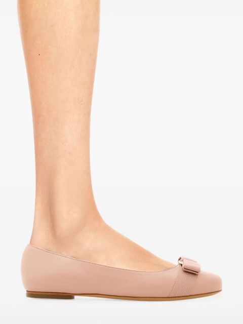 Ferragamo Varina leather ballerina shoes - Pink