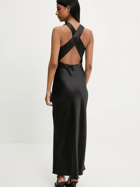 Answear.LAB sukienka kolor czarny maxi dopasowana