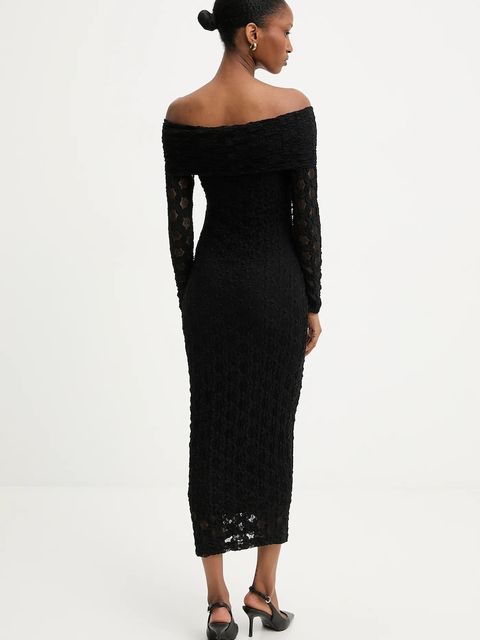 Answear.LAB sukienka kolor czarny midi dopasowana