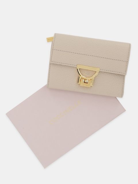 Coccinelle portfel skórzany damski kolor beżowy E2.MD5.11.D6.01