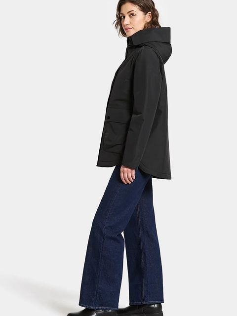 Didriksons kurtka DANIELLA kolor czarny zimowa 505871