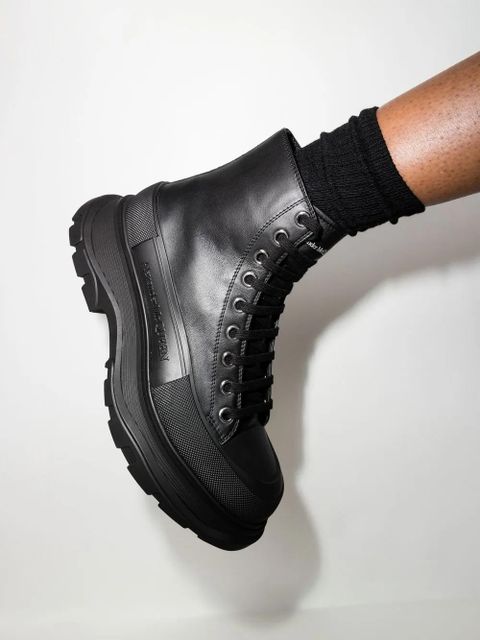 Alexander McQueen chunky-sole ankle boots - Black