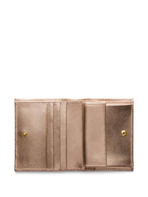Prada logo-plaque saffiano-leather wallet - Brown