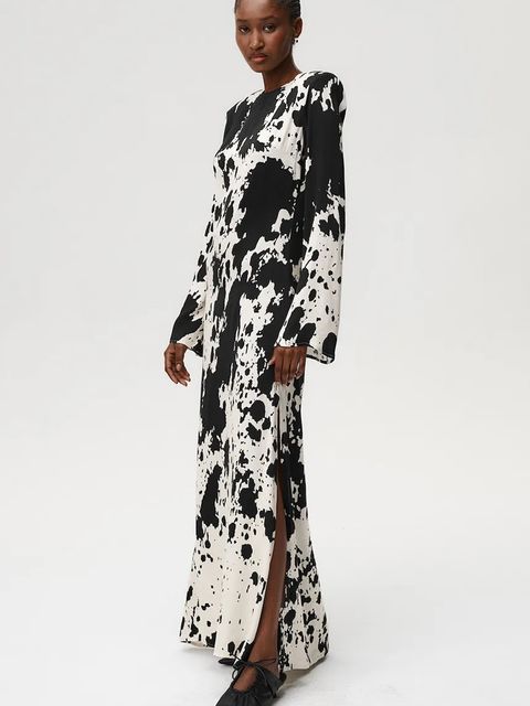 Undress Code sukienka kolor czarny maxi rozkloszowana 1070