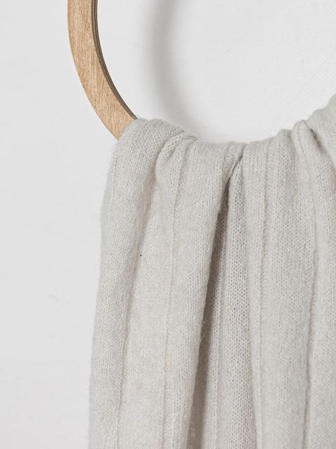 Tommy Hilfiger szalik z dodatkiem wełny damski kolor szary gładki AW0AW17787 - zdjęcie produktu nr 2